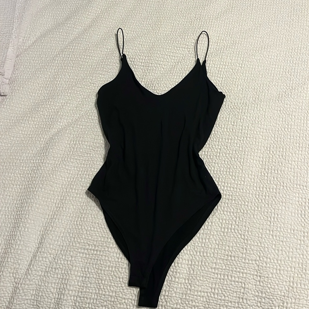 Black tank top bodysuit small